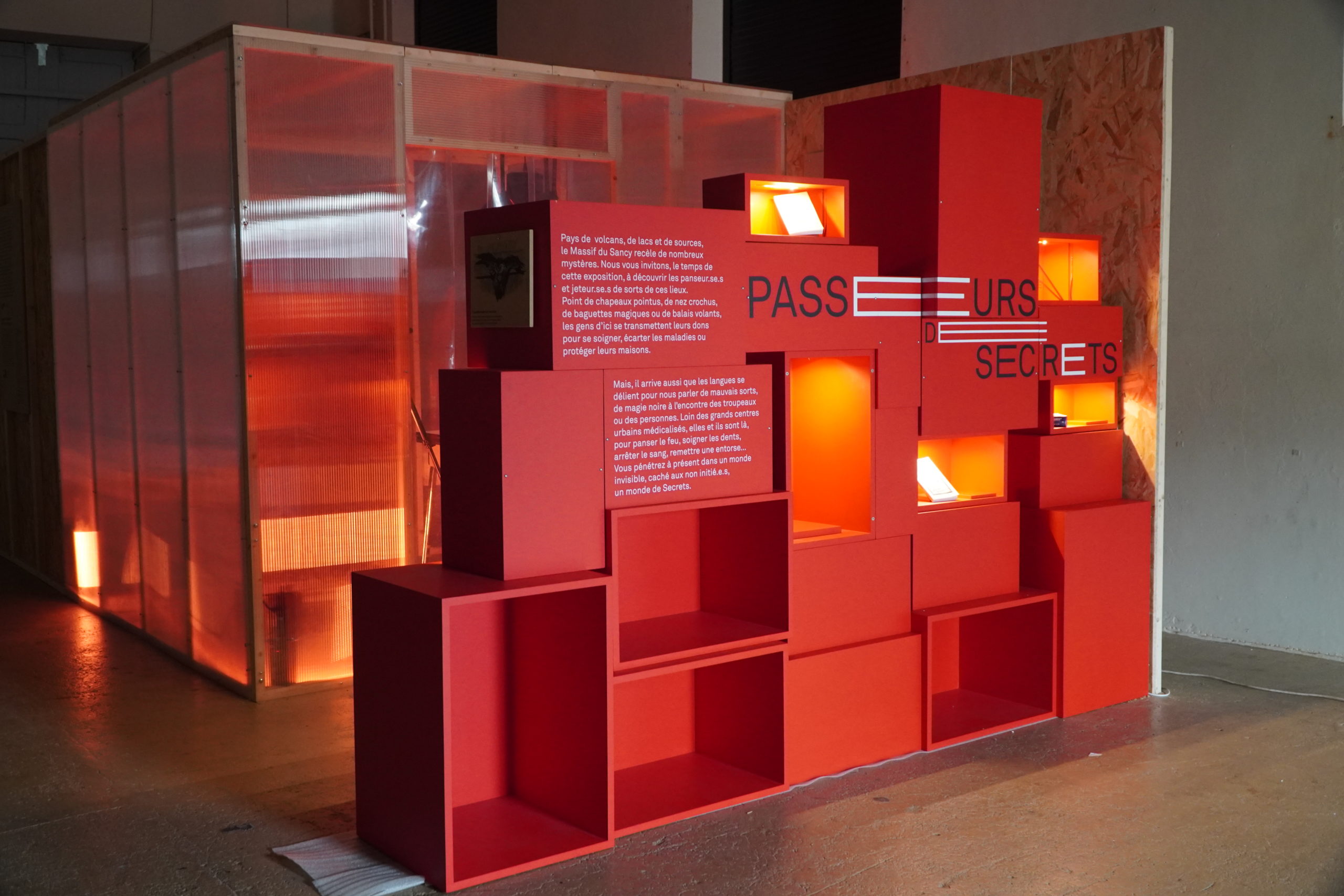 You are currently viewing Exposition « Passeurs de secrets »